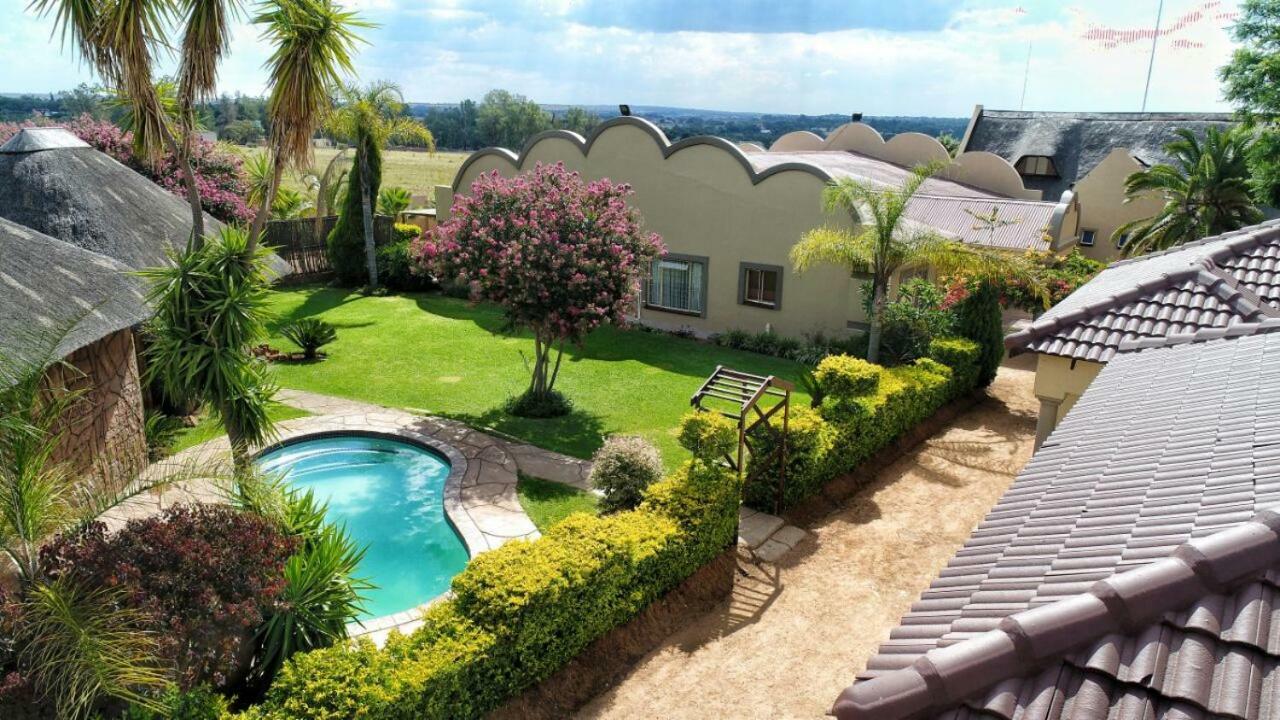 Mmakosha Lodge Pretoria-Noord Exterior foto